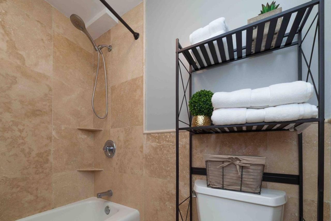 @ Marbella Lane Studio, 15 Steps From The Beach, 11 Mins From The Airport Хонолулу Екстериор снимка